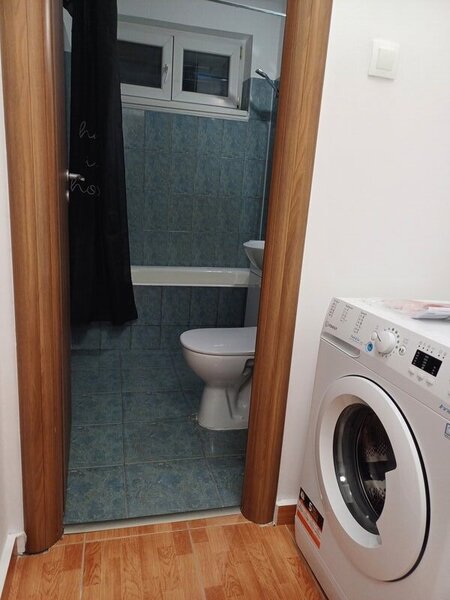 Drumul Taberei, Liceul Grigore Moisil